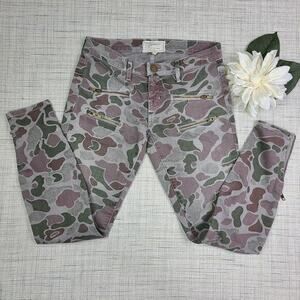 Current Elliott Multi‎ Zip Stiletto Camo Jeans 25